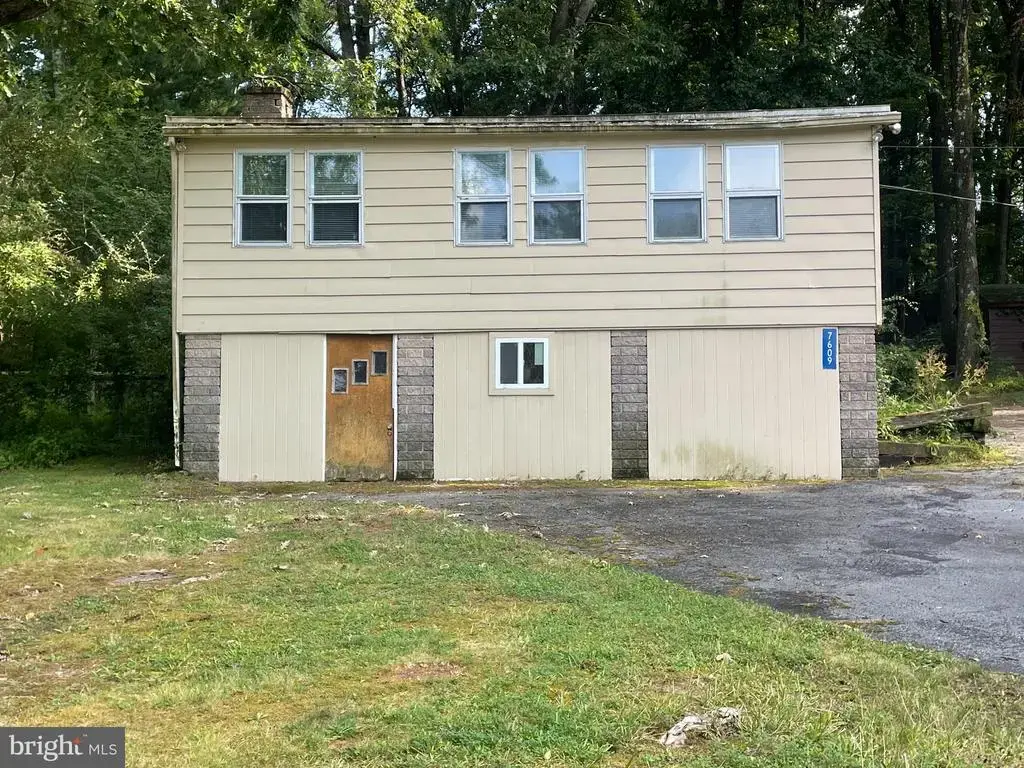 7609 Old Field Rd, HARRISBURG