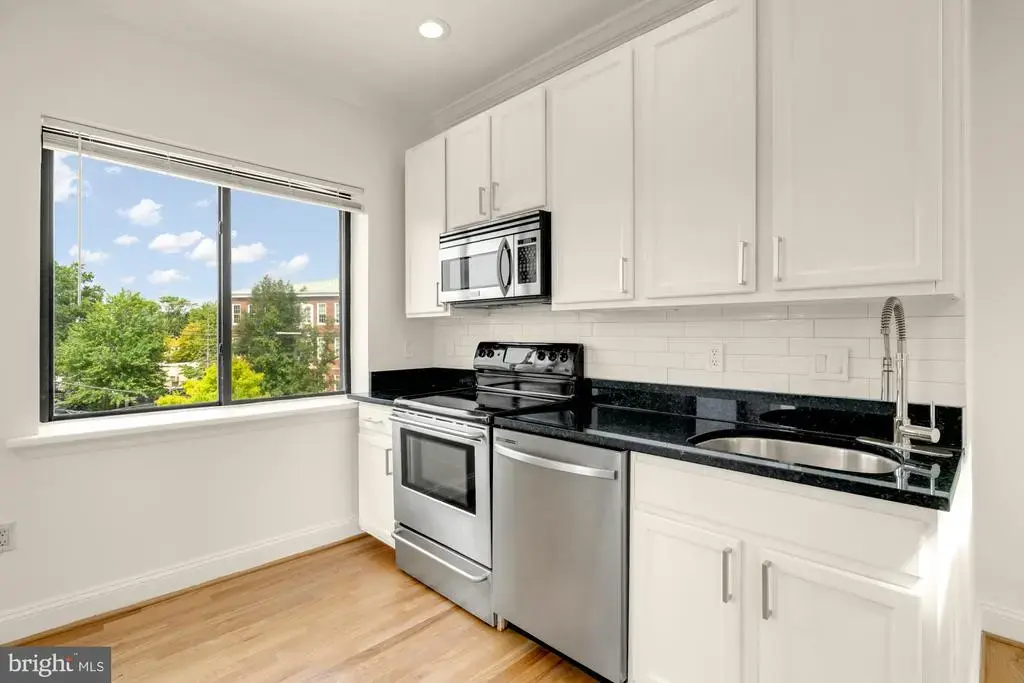 5754 Nw Colorado Ave Nw #301, WASHINGTON