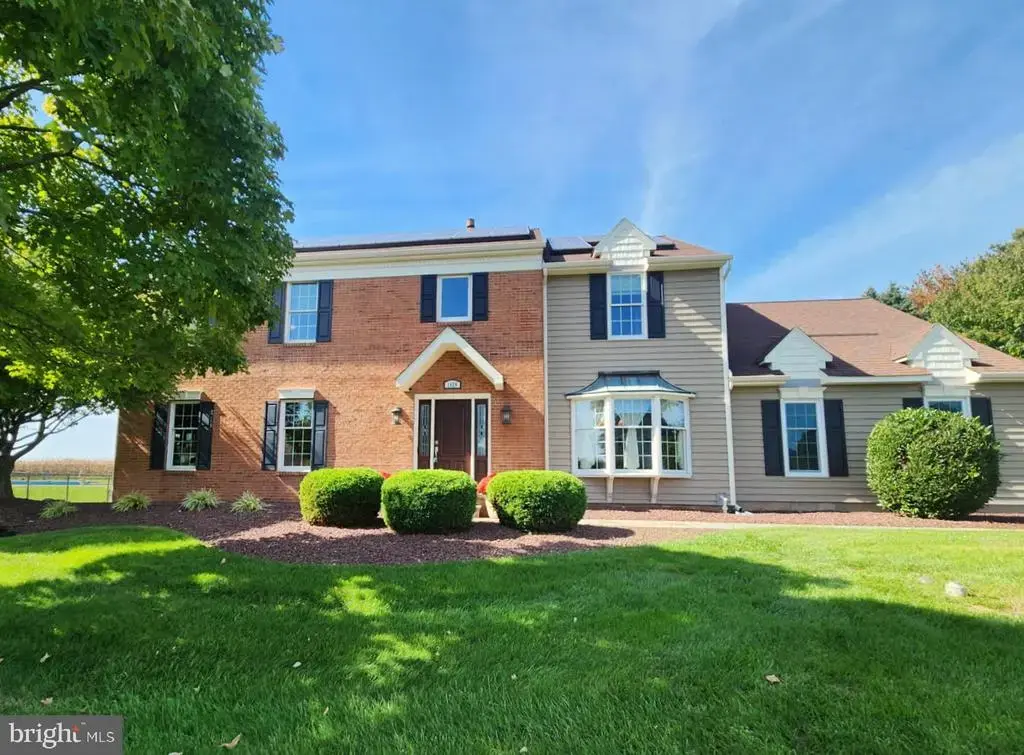 1429 Heather Ridge Dr, NEWTOWN