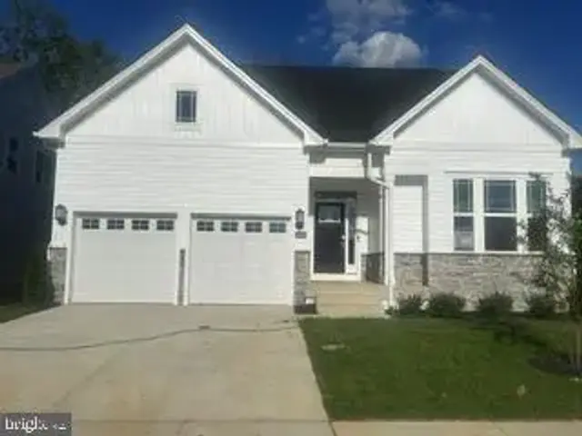10446 Yosemite St, White Plains