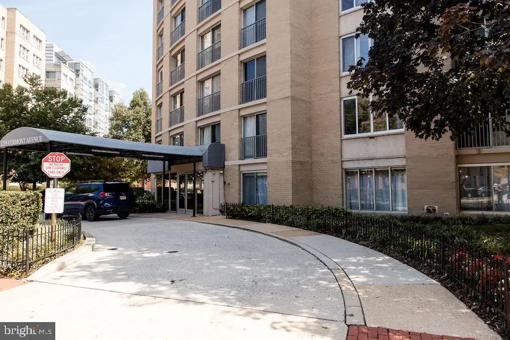1239 Vermont Nw #204, WASHINGTON