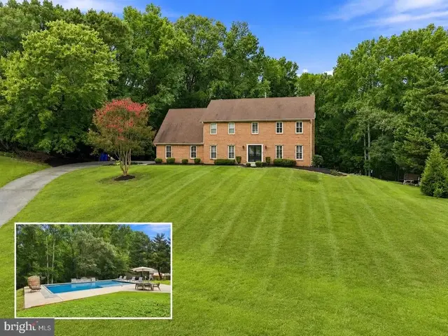 8651 King George Ct, Pomfret