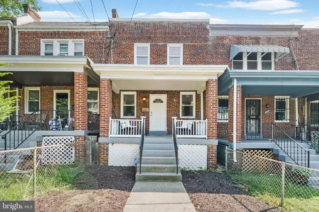 1621 R St Se, WASHINGTON