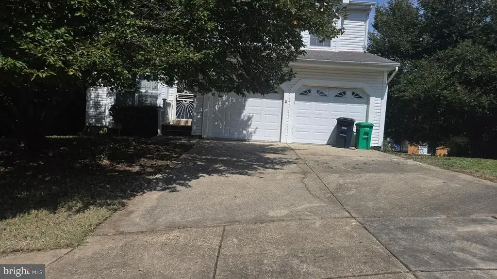 2104 Whispering Willow Ct, TEMPLE HILLS
