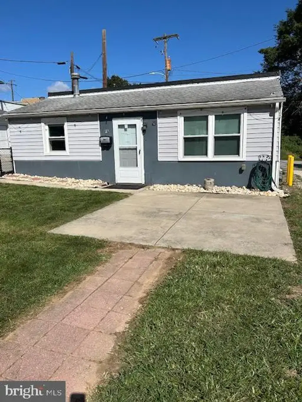 21 E 8th Ave, YORK