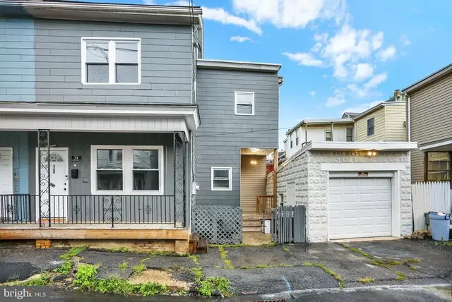 13 N Gilbert St, Shenandoah