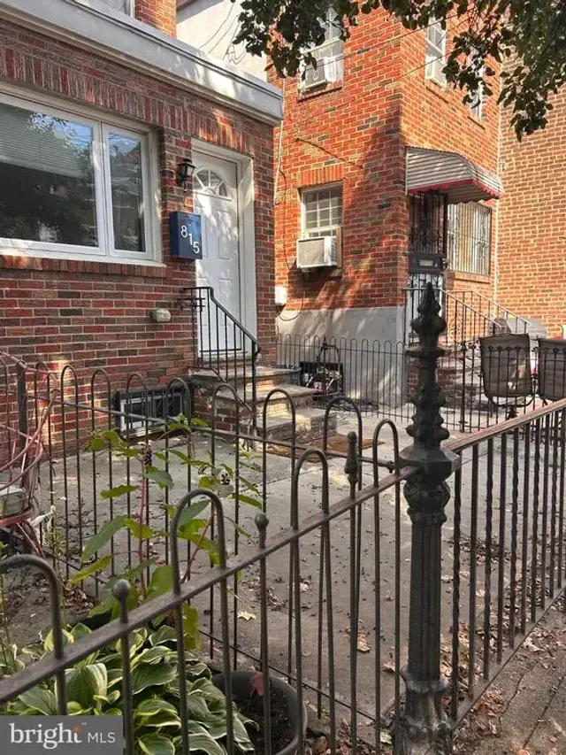 815 Tasker St, Philadelphia