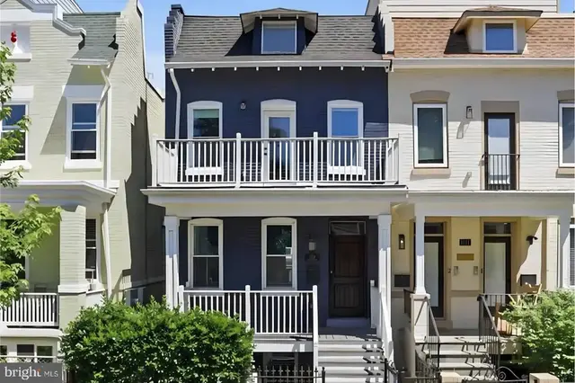 1119 Staples St Ne, Washington