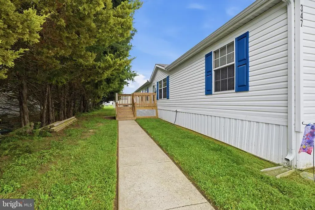 347 Fox Pointe Dr #120, DOVER