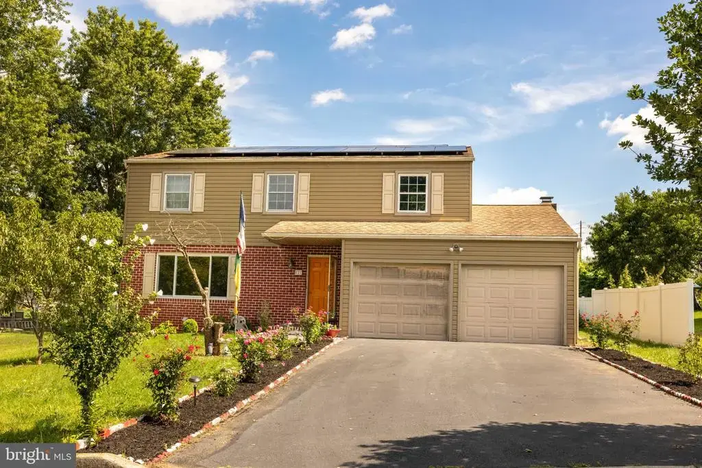 527 Springhouse Ct, HARRISBURG
