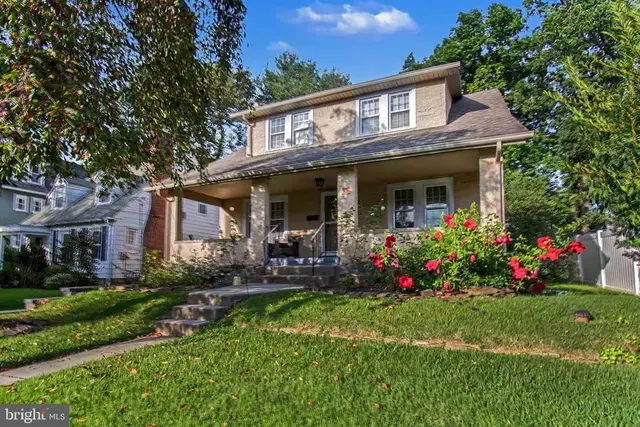 1435 Lawndale Rd, Havertown