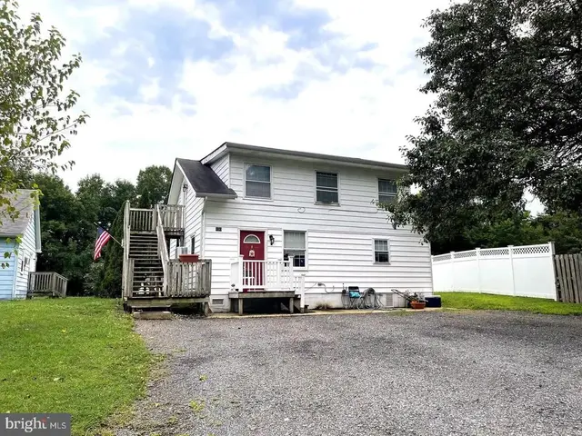 490 Coster Rd #2, Lusby