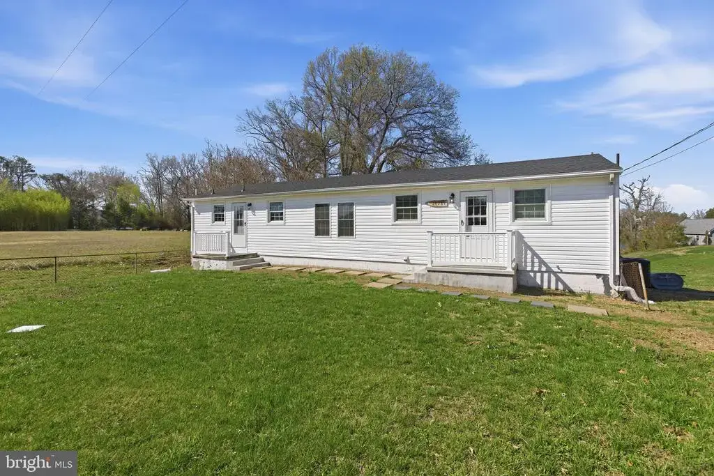 20287 Ridge Rd, COLONIAL BEACH