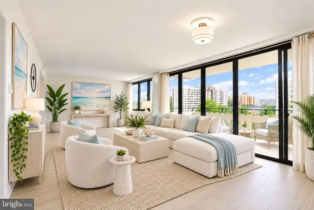 6301 Stevenson Ave #701, Alexandria
