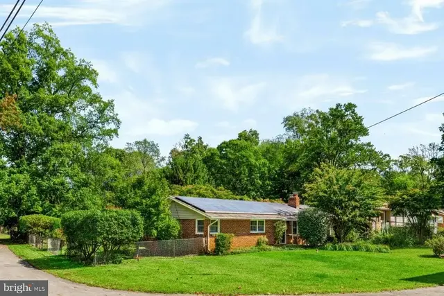 301 Cedar Ln, Annapolis