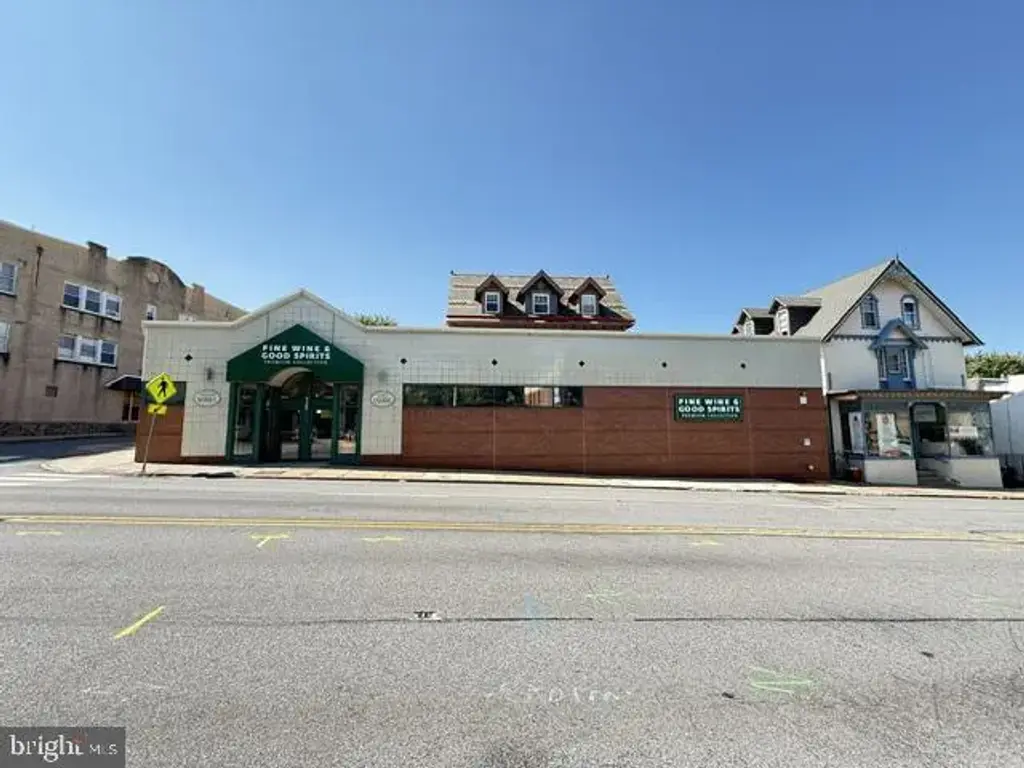 930 W Lancaster Ave, BRYN MAWR