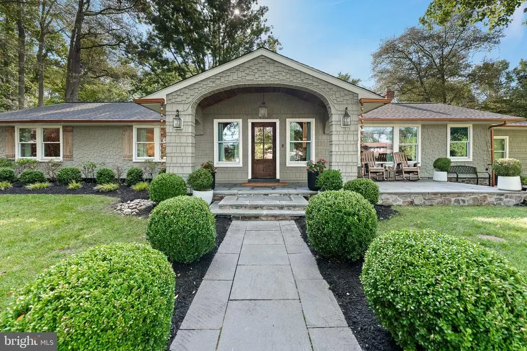 200 E Lake Blvd, MEDFORD