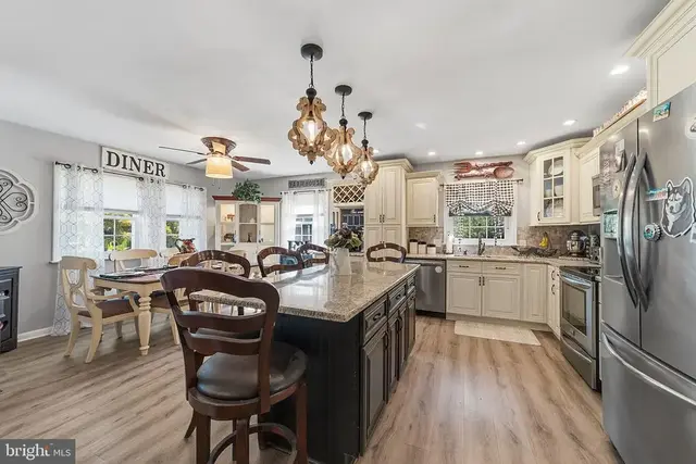 450 Citation Ln, Warminster
