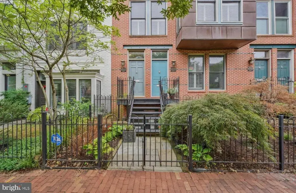 1333 Constitution Ave Ne #b, WASHINGTON