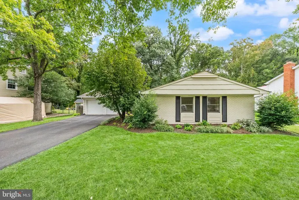 13127 Madonna Ln, FAIRFAX