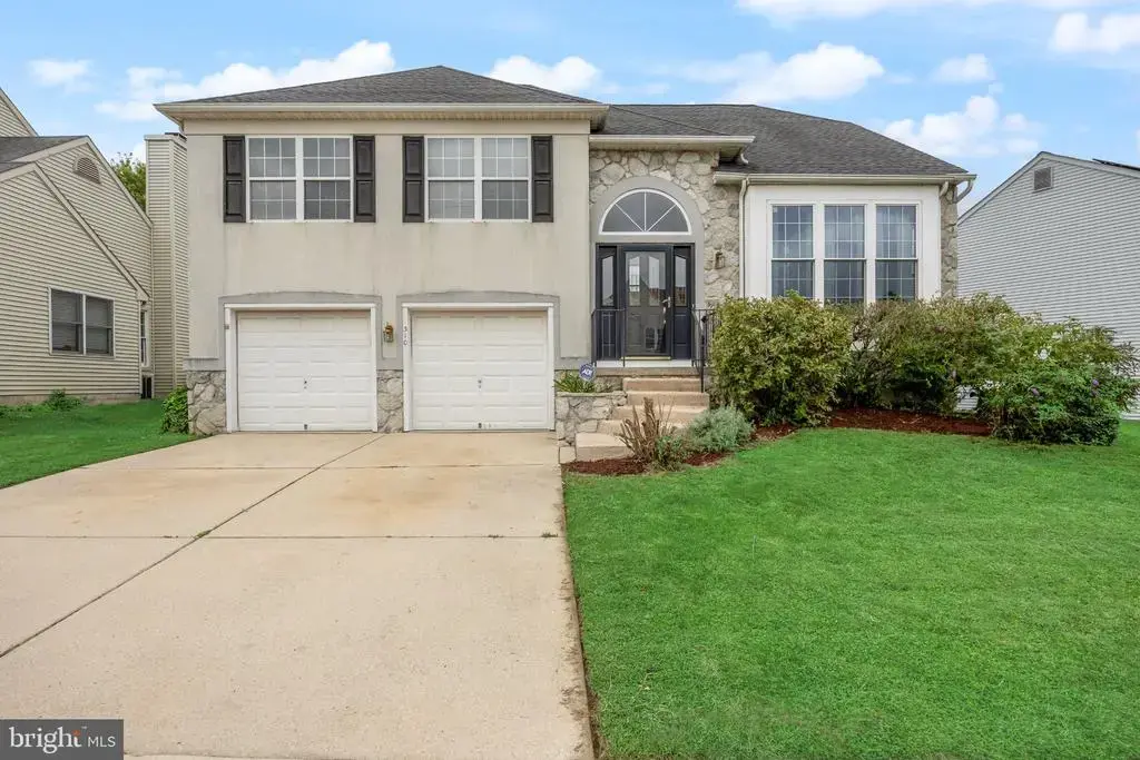 310 Sussex Ct, SWEDESBORO