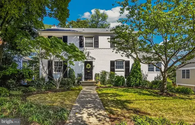 5305 Ridgefield Rd, Bethesda