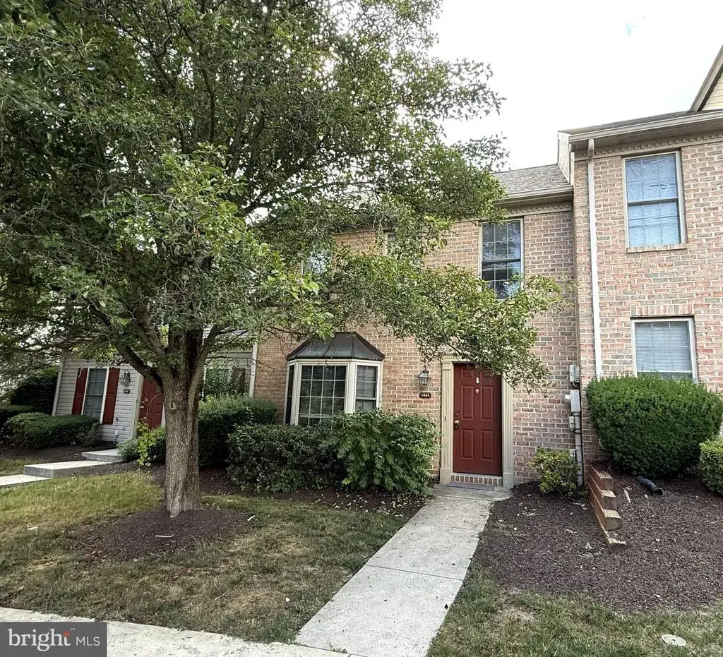 1463 Timber Brook Dr, MECHANICSBURG