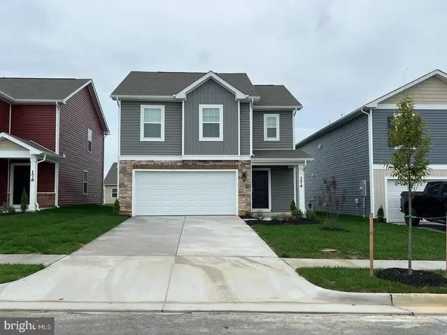 174 Hamstead Dr, Stephens City