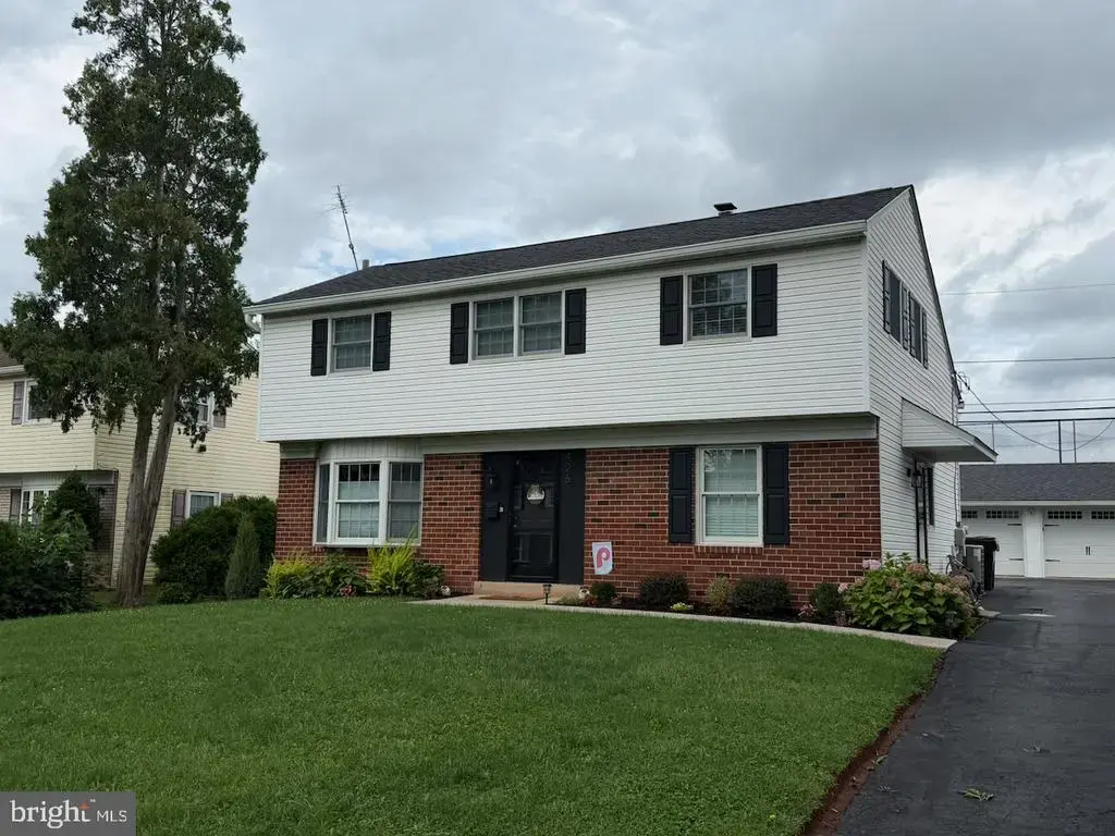 426 Old Fort Rd, KING OF PRUSSIA