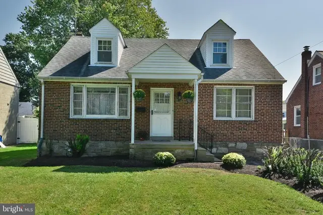 823 Longstreth Ave, Jenkintown