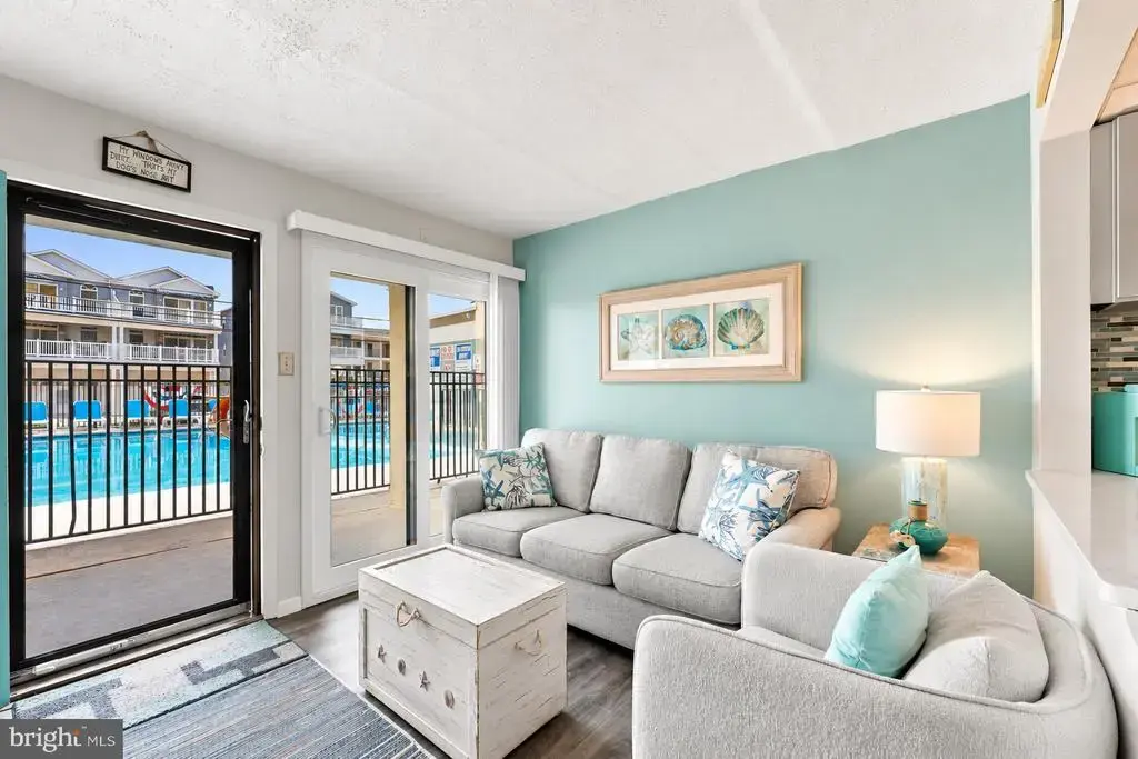 504 17th Ave #106, WILDWOOD
