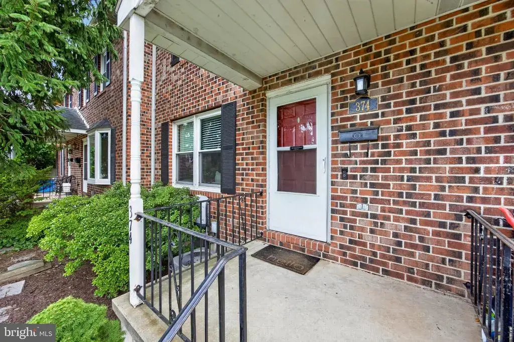 374 Washington Ave, PHOENIXVILLE
