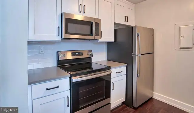 3131 Walnut St #411, Philadelphia