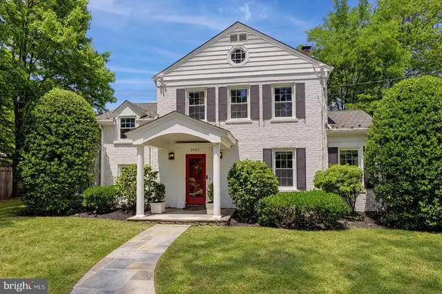3905 Laird Pl, Chevy Chase