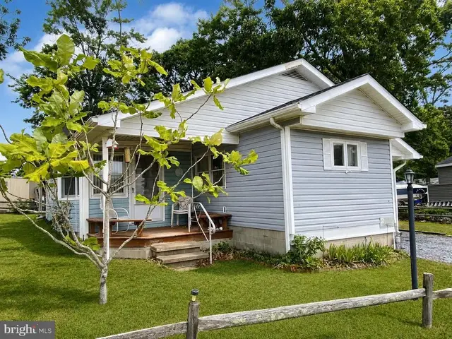34257 Bayberry #86, Long Neck