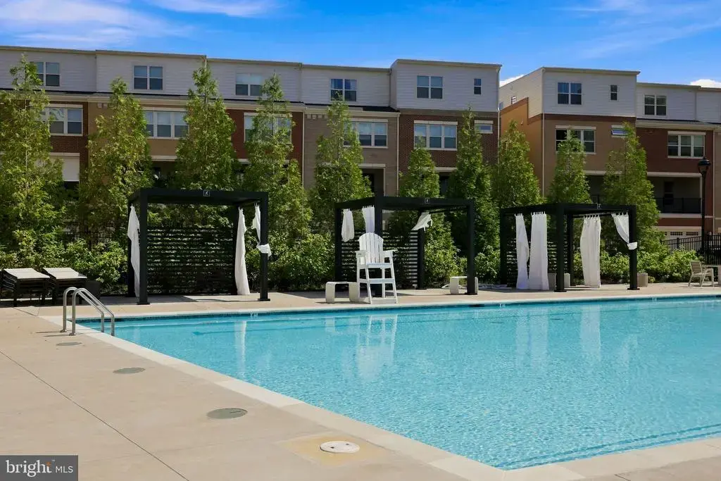 10755 Fairgrounds Dr #138, FAIRFAX