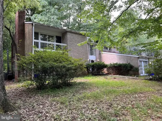 10404 Great Arbor Dr, Potomac