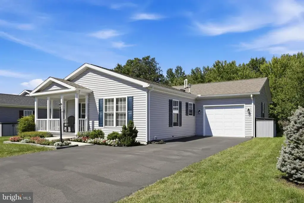 29 Sandpiper Dr, BECHTELSVILLE