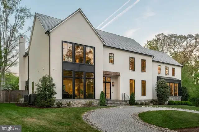 7101 Longwood Dr, Bethesda