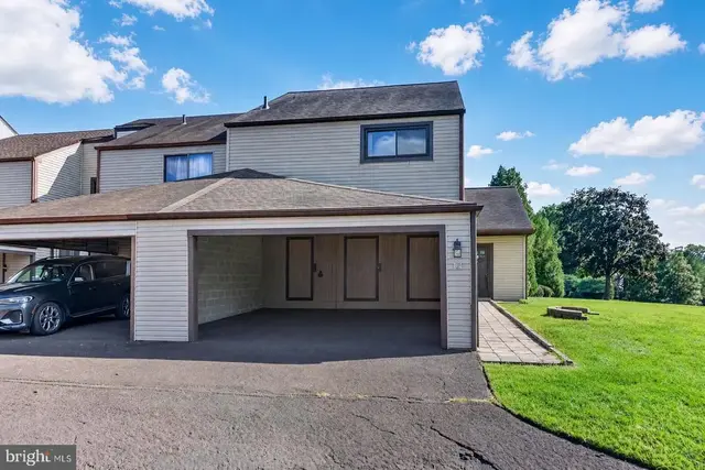 471 Bridge St, Collegeville