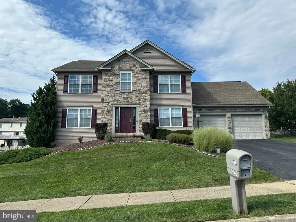 321 Braddock Dr, ETTERS