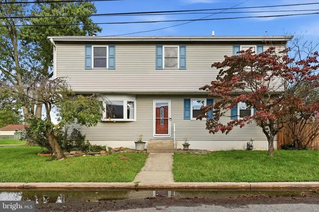 200 Price Ave, HOLMES