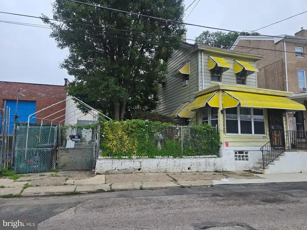 6113 N Lambert St, PHILADELPHIA