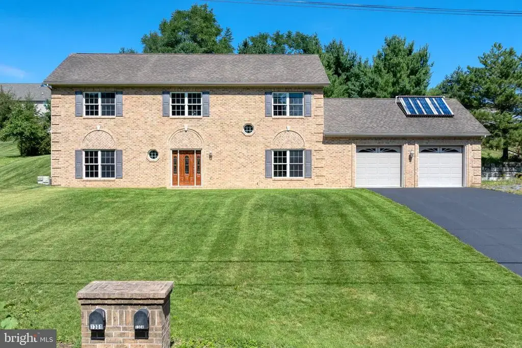 7304 Sandy Hollow Rd, HARRISBURG