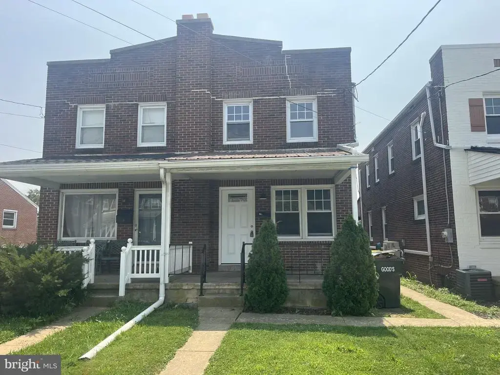 234 Locust St, NEW HOLLAND