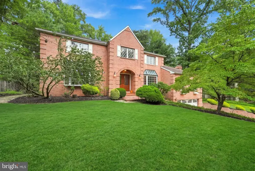 122 Saint Vincent Ct, CHERRY HILL