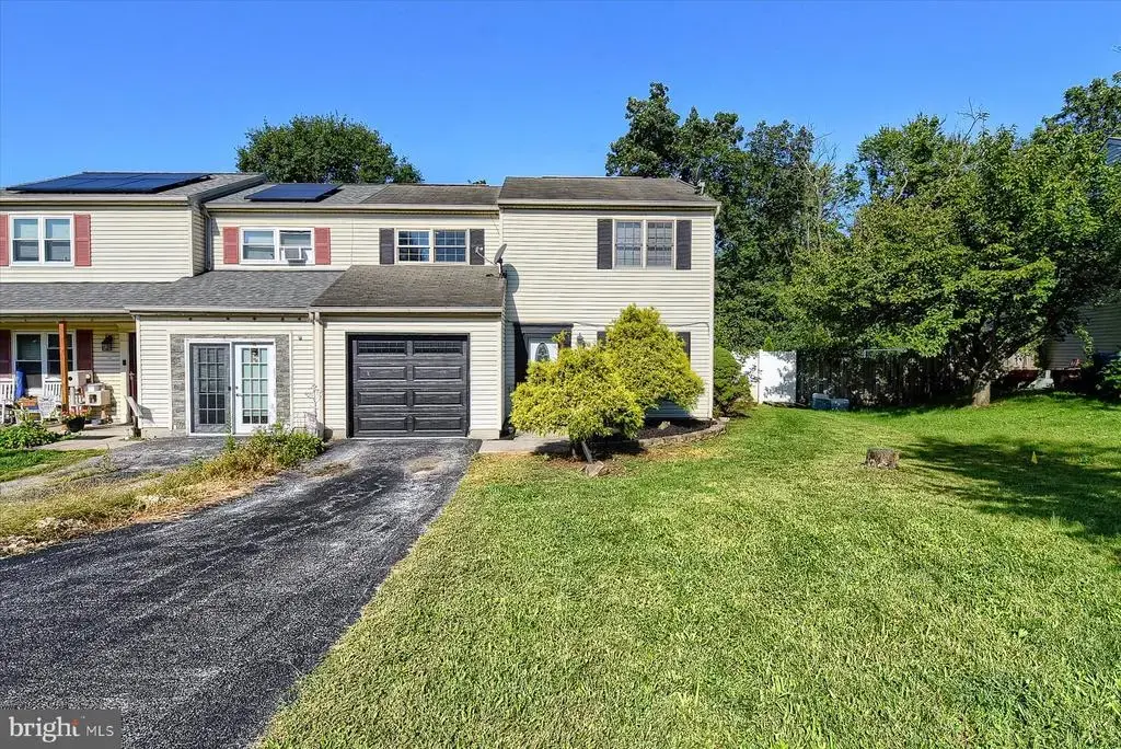 2912 Rainbow Rd, DOVER