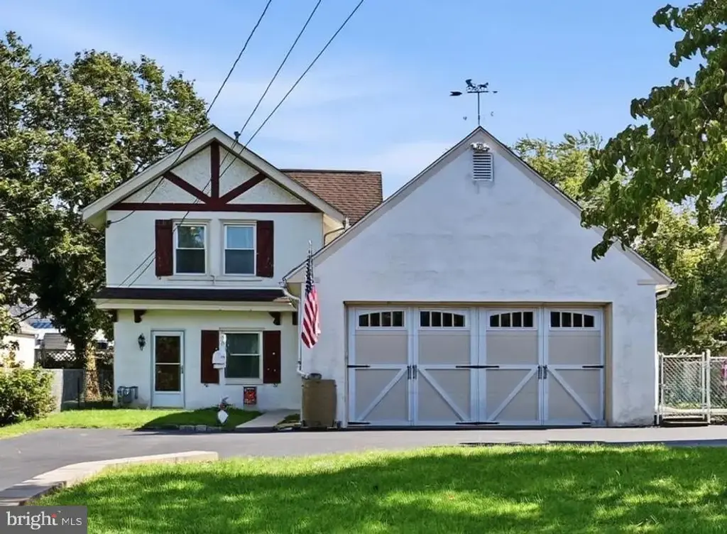 35 E Turnbull Ave, HAVERTOWN