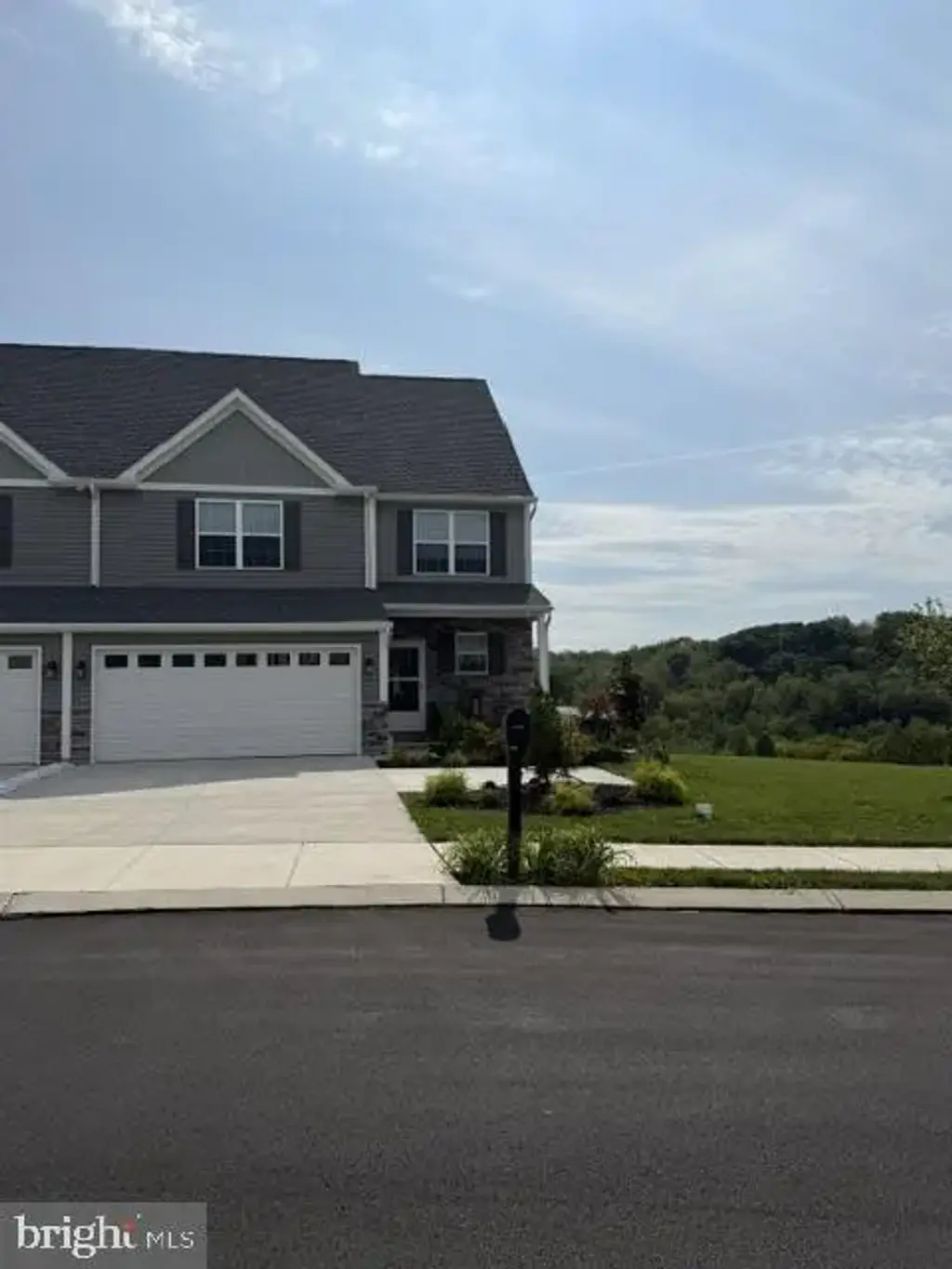 125 Sunglo Dr, LEESPORT