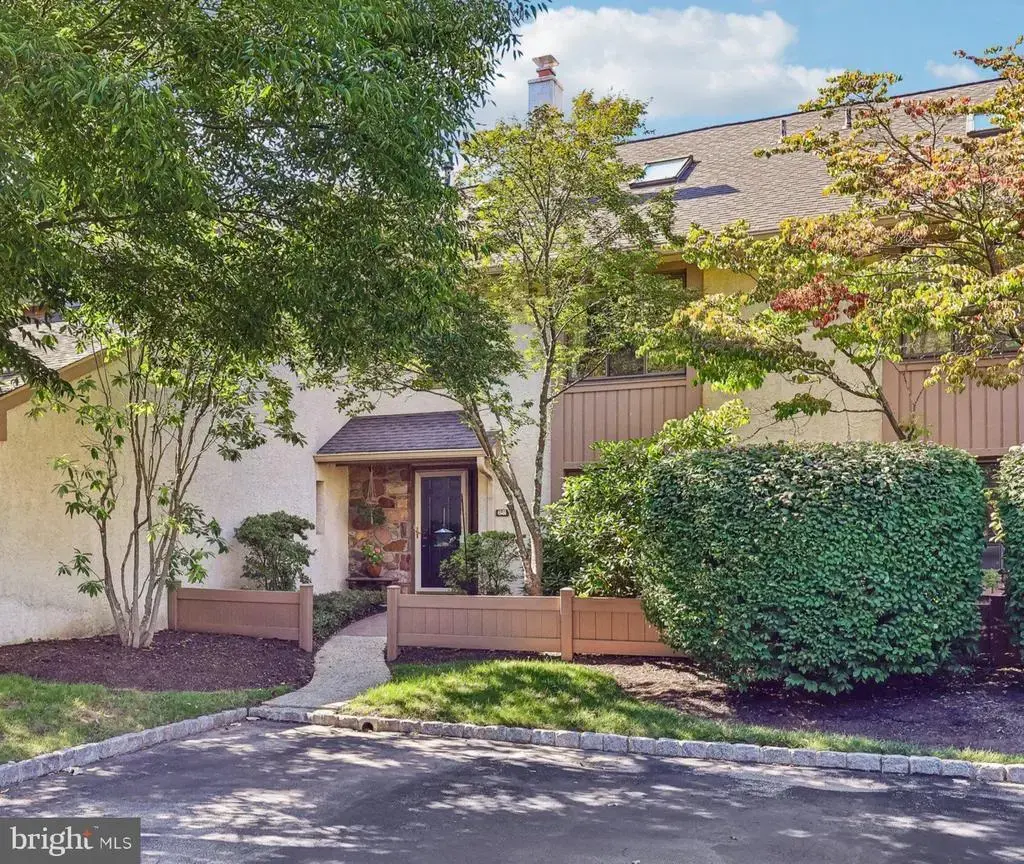 68 Highgate Ln, BLUE BELL